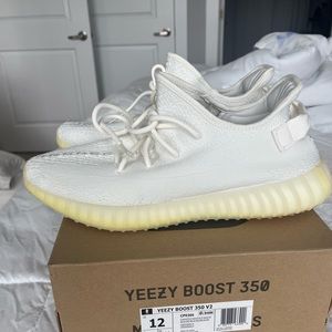 Yeezy V2 triple white